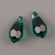 Swarovski Elements přívěsky 6000 – Tear Drop – Emerald - 11mm