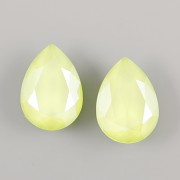 Slzička Swarovski® Crystal 4320 - Lime - 18mm