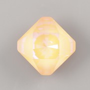 Kaleidoscope SQUARE Swarovski 4499 - Peach DeLite - 10mm