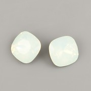 Fancy Stone Swarovski Elements 4470 – Chrysolite Opal F - 12mm