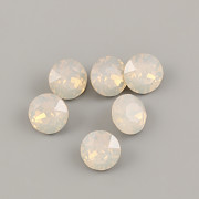 Swarovski Elements XIRIUS Chaton 1088 – Light Grey Opal F – 6mm