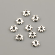 Korálek mezičlánek kytička 5x1,5mm - starostříbro