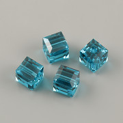 Korálky Swarovski Elements – kostička 5601 – Blue Zircon – 6mm 