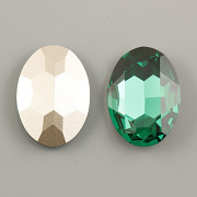 Ovál Swarovski 4127 - Majestic Green - 30mm
