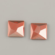 Asymmetric Square Swarovski 2420 – Red Magma F – 10mm