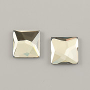 Asymmetric Square Swarovski 2420 – Sage F – 10mm