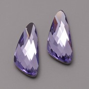 Swarovski Elements Fancy Stone 4790 – Wing – Tanzanite Foiled – 18mm