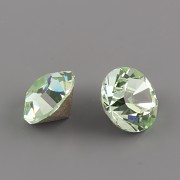 Swarovski Elements XILION Chaton 1088 – Chrysolite Foiled – 8mm