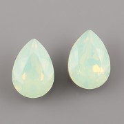 Slzička Swarovski® Crystal 4320 - Chrysolite Opal 8mm