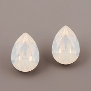 Slzička Swarovski® Crystal 4320 - White Opal 8mm