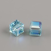 Korálky Swarovski Elements – kostička 5601 – Light Turquoise AB – 6mm